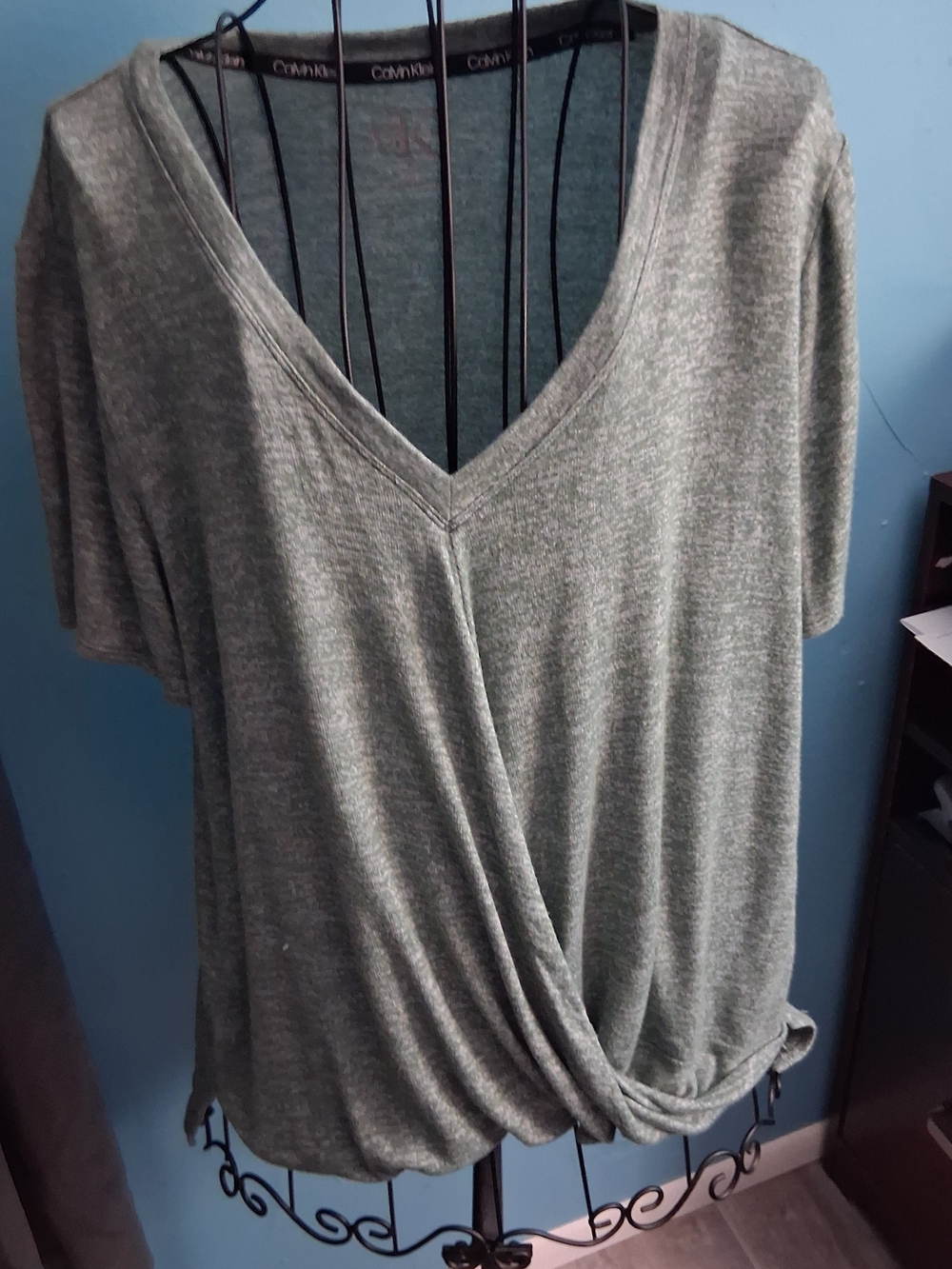 Calvin Klein Blue/Green V-Neck Twist Front Women's Top